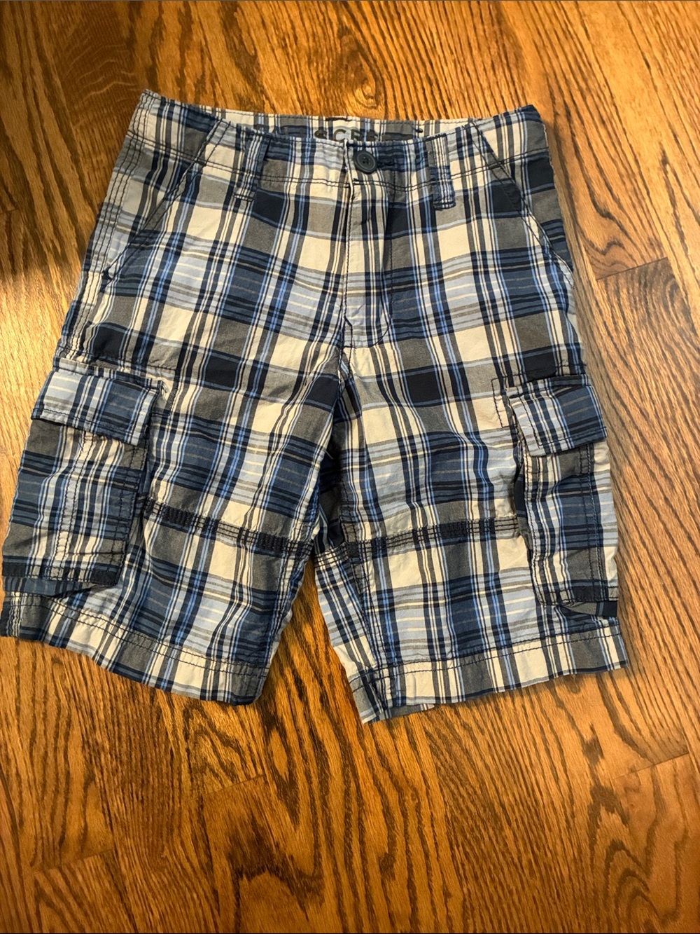 Falls Creek Plaid Cargo Shorts - Blue light gray size 10 preppy
